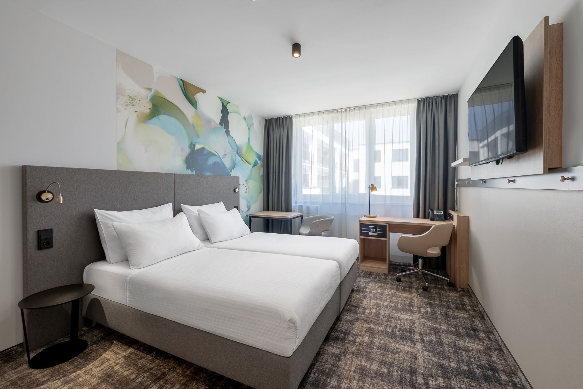 Standard room with kitchenette