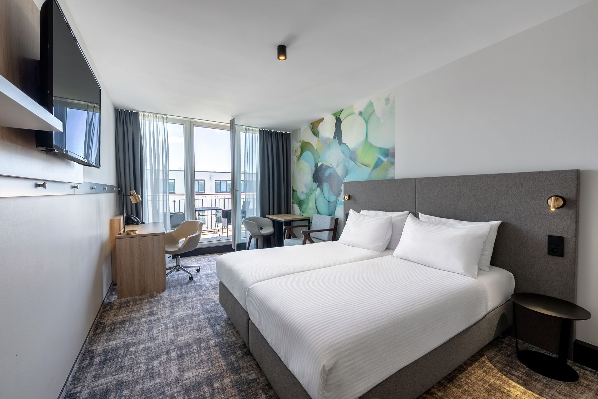 Superior room with kitchenette